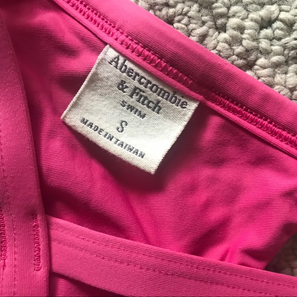 pink cage back twist front bikini top - Picture 3 of 4